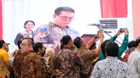 Presiden Direktur PT Solo Manufaktur Kreasi (Esemka), Eddy Wirajaya, angkat bicara soal isu mobil Esemka akan dijadikan mobil nasional. Eddy menegaskan, Esemka murni perusahaan swasta.