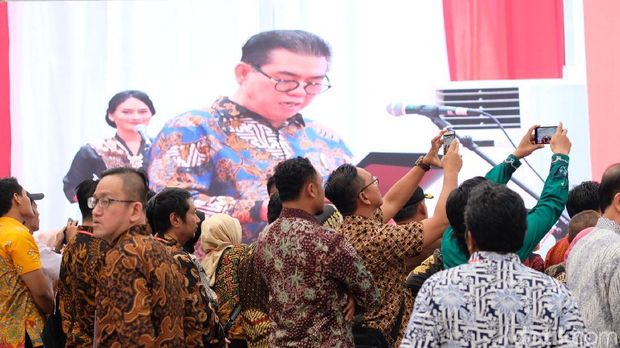 Di Depan Jokowi, Bos Esemka: Kami Bukan Mobil Nasional
