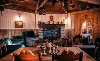 Sayembara Untuk Fans Harry Potter, Menginap di Rumah Hagrid