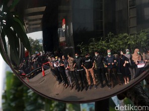Pegawai KPK Tak Alergi Jadi ASN, tapi...