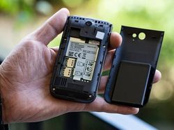 Lebih Dekat dengan Nokia 2720 Reborn