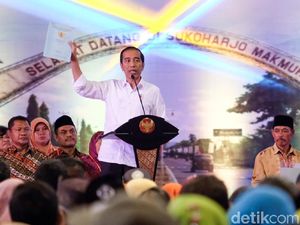 Serahkan Sertifikat Tanah di Sukoharjo, Jokowi Kaget Muji Tak Hafal Pancasila