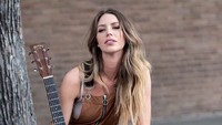 Penyanyi country Kylie Rae Harris meninggal dunia usai mengalami kecelakaan mobil di New Mexico, AS. Dok. Instagram/kylierh
