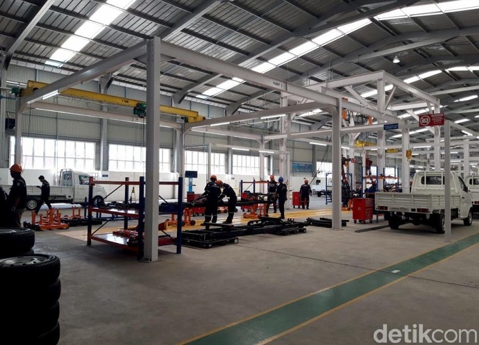 Tak Percaya Esemka Sudah Produksi Mobil, Nih Lihat Pabriknya