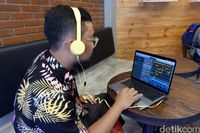 Cerita di Balik Podcast Horor Do You See What I See yang Selalu Trending