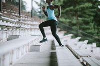 Naik turun tangga, olahraga yang sederhana.