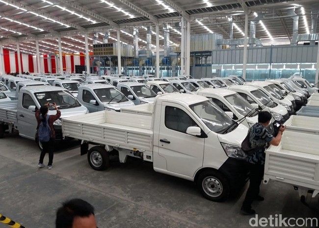 Akhirnya Indonesia Punya Mobil Buatan Anak Bangsa Lagi