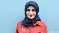 Baru-baru ini ramai foto Asha yang tampil tanpa hijabnya. Pool/Palevi S/detikFoto.