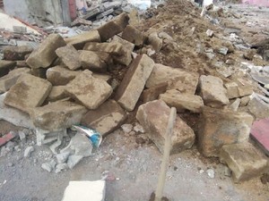 Renovasi Terminal di Dieng, Pekerja Temukan Alas Arca dari Abad ke-8