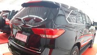 Begini tampilan SUV Esemka Garuda 1. Sekilas diperhatikan memang ada kemiripan dengan bagian belakang Foday. Foto: Ragil Ajiyanto