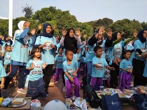 Serunya 2.168 Anak Buat Kreasi Roti untuk Sarapan Bergizi