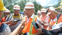 Ruas jalan  pintas atau shorcut di ruas jalan Mengwitani-Singaraja merupakan jalur wisata yang padat dengan geometri jalan yang berkelok-kelok dan tanjakan/turunan curam. Pool/Kementerian PUPR.