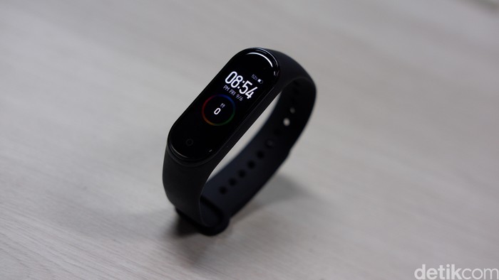 Xiaomi Mi Band 4. Foto: Adi Fida Rahman/detikINET Xiaomi Mi Band 4. Foto: Adi Fida Rahman/detikINET
