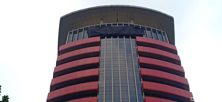 Wadah Pegawai: Logo KPK Ditutup Kain Hitam Sampai Revisi UU Dicabut! Wadah Pegawai: Logo KPK Ditutup Kain Hitam Sampai Revisi UU Dicabut!