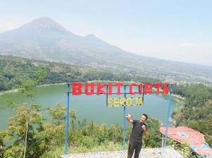 Wonosobo Punya Bukit Cinta yang Cantik