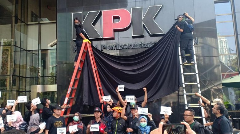 Draf Revisi UU KPK Dipelajari Menkum, KPK: Jangan Ada Klaim Presiden Setuju Draf Revisi UU KPK Dipelajari Menkum, KPK: Jangan Ada Klaim Presiden Setuju