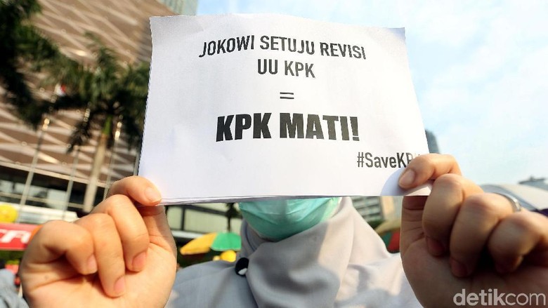 Ini 7 Poin yang Disepakati Panja DPR soal Revisi UU KPK Ini 7 Poin yang Disepakati Panja DPR soal Revisi UU KPK