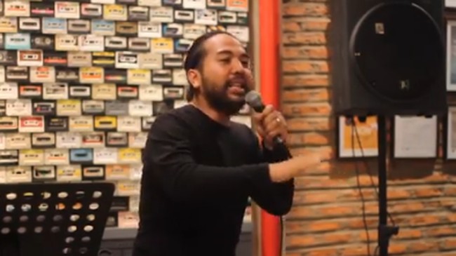 Adriano Qalbi Siap Tur Stand Up Comedy Tau Deh yang Pinter ke 5 Kota Adriano Qalbi Siap Tur Stand Up Comedy Tau Deh yang Pinter ke 5 Kota
