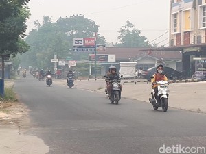 Asap Karhutla Sudah Masuk ke Rumah Warga di Riau