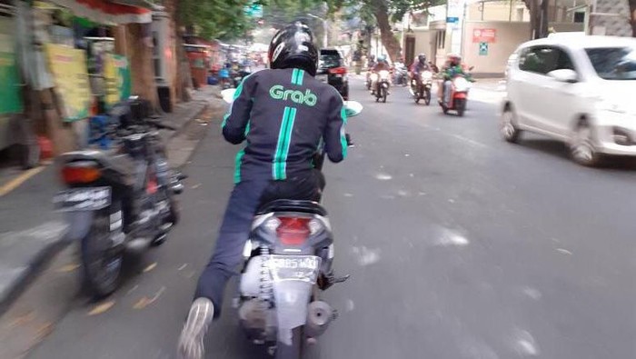 driver ojol baik hati