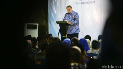 Momen SBY Sampaikan Pidato Kontemplasi