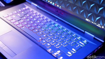 Ditenagai dengan Intel Core i7 gerenasi kesembilan dengan Nvidia GeForce RTX 2060. Foto: Adi Fida Rahman/detikINET