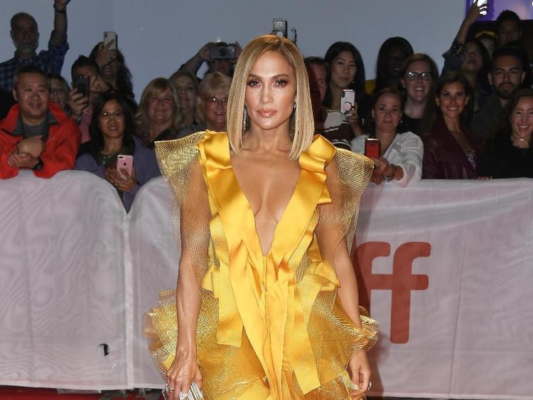 Penampilan Memukau Jennifer Lopez di TIFF 2019