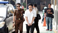 Jefri Nichol jalani sidang perdana. Foto: Noel/detikFoto