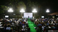 Melalui mimbar kecil di Cikeas ini, saya menitipkan harapan kepada Bapak Presiden Jokowi beserta jajaran pemerintahan yang beliau pimpin, agar kiranya materi kontemplasi yang saya sampaikan malam ini dapat melengkapi agenda, kebijakan, dan langkah-tindakan yang diambil oleh negara dan pemerintahan mendatang, kata SBY dalam pidatonya di Cikeas, Bogor, Senin (9/9/2019).