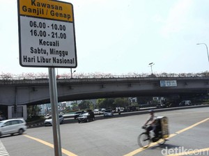 1.904 Pelanggar Ditilang di Hari Perdana Perluasan Ganjil-Genap Kemarin