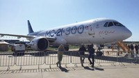 Ada pula pesawat Irkut MC-21, yang bertujuan dapat bersaing dengan dua pesawat terlaris sepanjang masa industri penerbangan, Boeing 737 dan Airbus A320 (CNN)