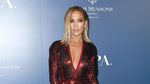 Penampilan Memukau Jennifer Lopez di TIFF 2019