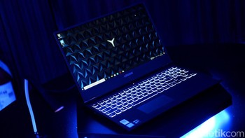 Ditenagai Intel Core i7 generasi kesembilan, GPU GeForce GTX 1650 4 GB.. Foto: Adi Fida Rahman/detikINET