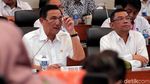 Ekspresi Luhut Saat Rapat Terakhir Bareng Banggar DPR