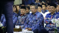 Dalam pidato kontemplasi pada hari ulang tahunnya yang ke-70. Ada rasa sedih terselip di hati SBY karena tak ada Ani Yudhoyono yang mendampinginya.