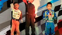 Overall di akhir musim 2019 ini, Al menempati posisi ketiga peringkat nasional dan juga posisi ketiga overall kelas mini rok (khusus pengguna mesin rok). Tak cuma itu, di sejumlah putaran termasuk yang terakhir ini, Al pun dinobatkan sebagai Most Overtake Kelas Kadet. Foto: dok. Tanada Racing