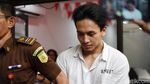 Senyum Simpul Jefri Nichol Jelang Persidangan