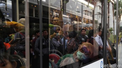 Ganjil Genap Diperluas, Penumpang TransJ Meningkat