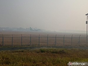 Kabut Asap Bikin Penerbangan di Banjarmasin Terganggu