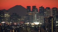 Tokyo, Jepang ada di posisi kesembilan dengan 12,93 juta kunjungan. Turis di Dubai menghabiskan USD 30,82 miliar atau setara Rp 421,2 triliun di sana sepanjang tahun 2018 (CNN)