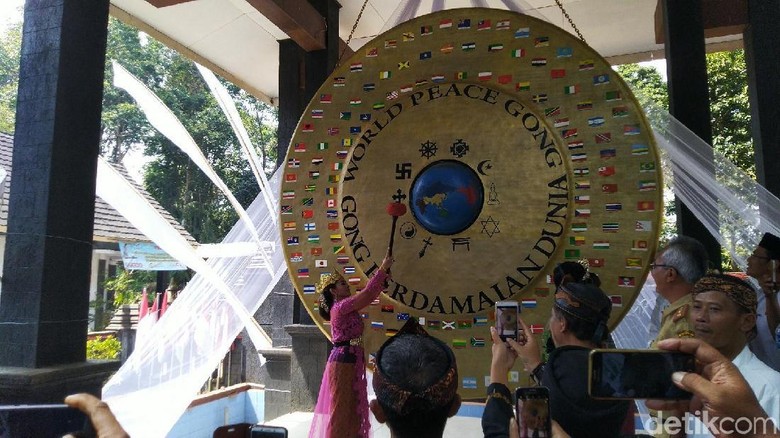 Gong Perdamaian Dunia Ciamis Gong Perdamaian Dunia Ciamis