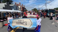 Kota Somersworth memiliki luas 25 kilometer persegi dengan populasi 11.000 jiwa, sekitar 2.000 di antaranya berasal dari Indonesia, dengan mayoritas dari Provinsi Sulawesi Utara. Besarnya proporsi ini menjadikan diaspora (WNI) Indonesia sebagai kelompok etnis imigran terbesar di Somersworth (dok KBRI Washington DC)