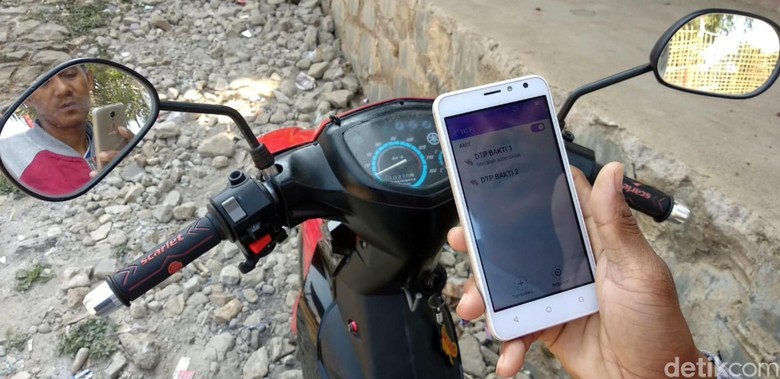 Curhat Warga Desa Digital di Sukabumi, Berburu Sandi untuk Wi-Fi Gratis Curhat Warga Desa Digital di Sukabumi, Berburu Sandi untuk Wi-Fi Gratis