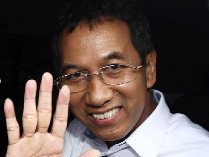 Kepala Badan Pengelola Keuangan Aset Daerah BPKAD DKI Jakarta Heru Budi Hartono selesai menjalani pemeriksaan di gedung Komisi Pemberantasan Korupsi, Jakarta, Kamis 07042016. Heru Budi Hartono diperiksa sebagai saksi oleh penyidik KPK terkait kasus suap r