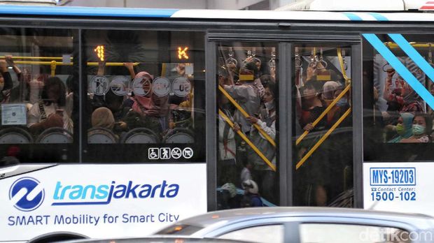 Bus TransJakarta /