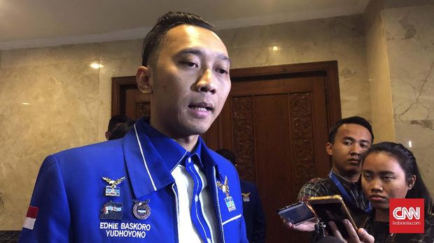 Kritik Setengah Hati Demokrat dan Ketakuran Jelang Kongres