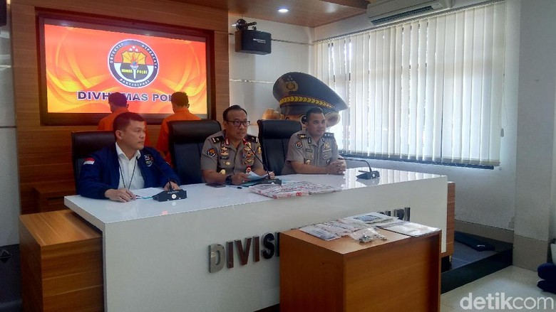 Bareskrim Tangkap 2 Pembobol yang Rugikan Bank BUMN Rp 16 Miliar Bareskrim Tangkap 2 Pembobol yang Rugikan Bank BUMN Rp 16 Miliar