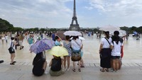 Jumlah pengunjung internasional mengalami peningkatan sejumlah 76% sejak 2009. Paris, Prancis di posisi kedua dengan kunjungan 19,10 juta orang (CNN) 