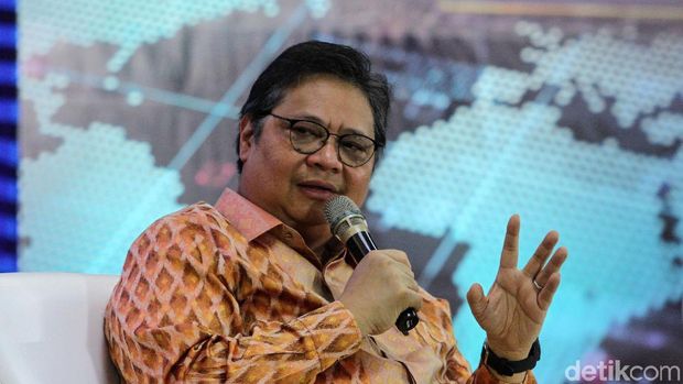 Airlangga Hartarto / 