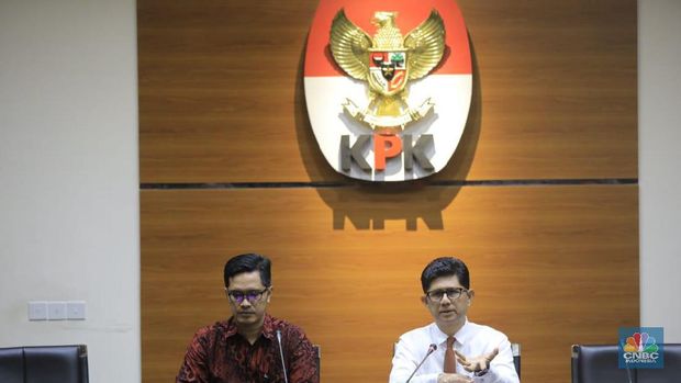 Eks Bos Petral Tersangka KPK, Teri atau Kakap Mafia Migas?